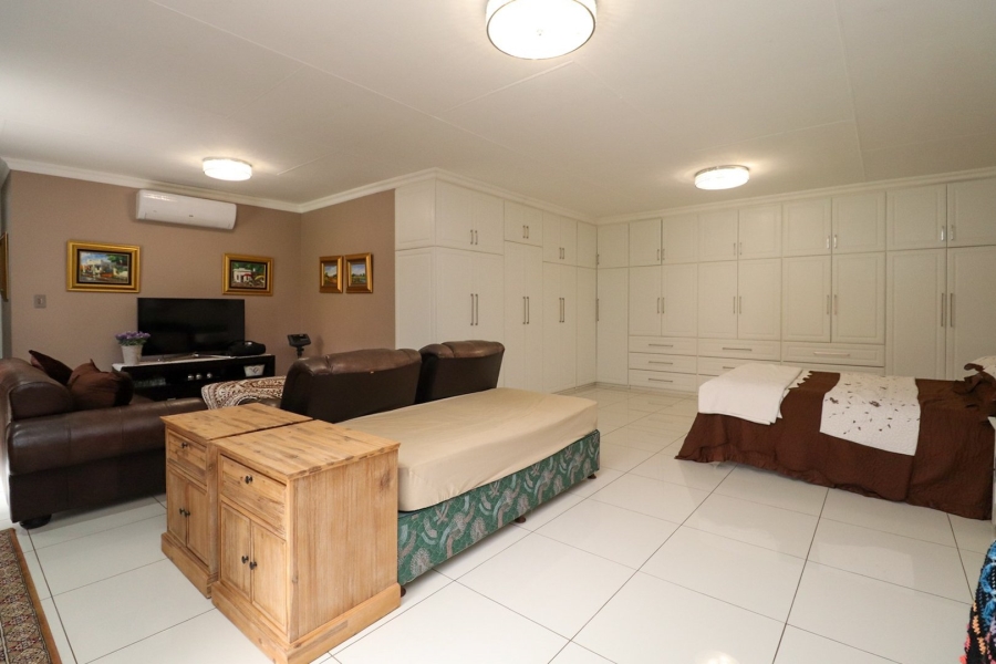 4 Bedroom Property for Sale in Doringkruin North West